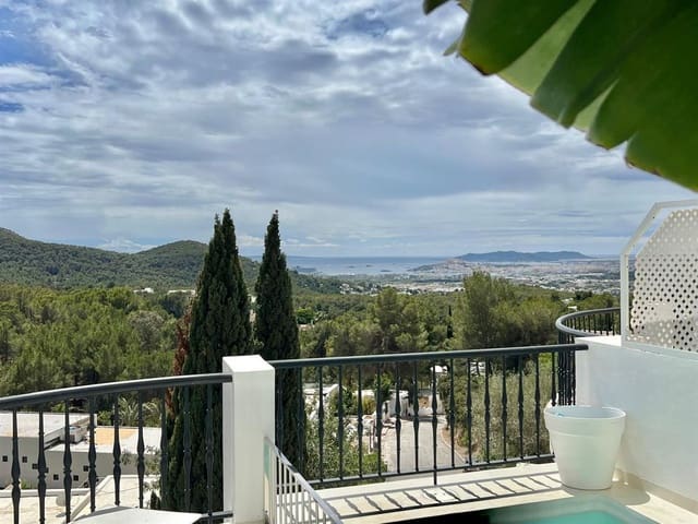 2 soverom Leilighet til salgs i Santa Eulalia / Santa Eularia med svømmebasseng - € 1 099 000 (Ref: 8896963)