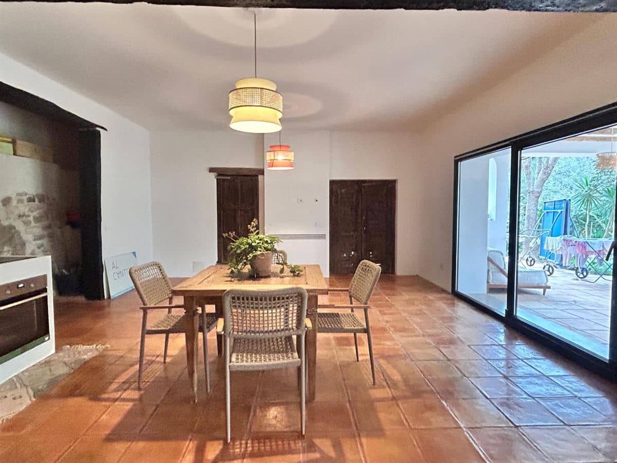 5 sovrum Villa till salu i Ibiza stad med pool - 3 750 000 € (Ref: 8905710)