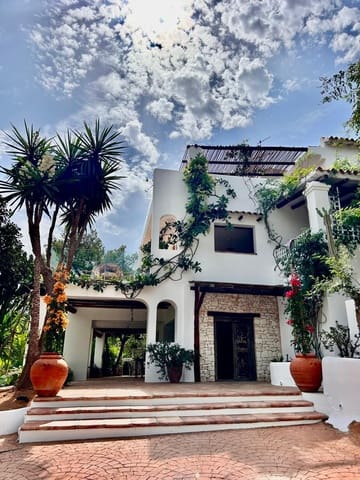 5 quarto Moradia para venda em Ibiza / Eivissa cidade com piscina - 3 750 000 € (Ref: 8905710)