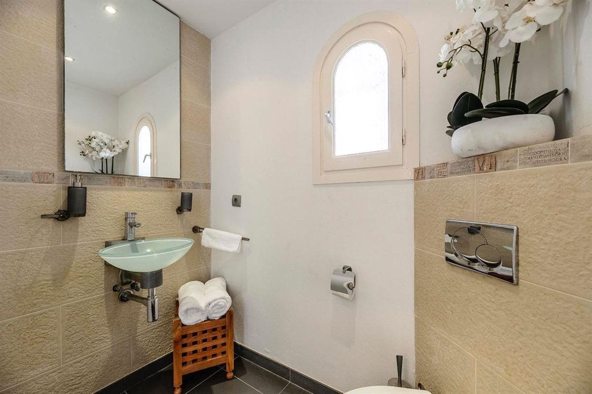 4 sypialnia Willa na sprzedaż w Santa Eulalia / Santa Eularia z basenem - 2 650 000 € (Ref: 9094697)