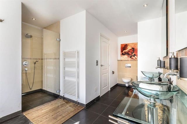 4 bedroom Villa for sale in Santa Eulalia / Santa Eularia with pool - € 2,650,000 (Ref: 9094697)