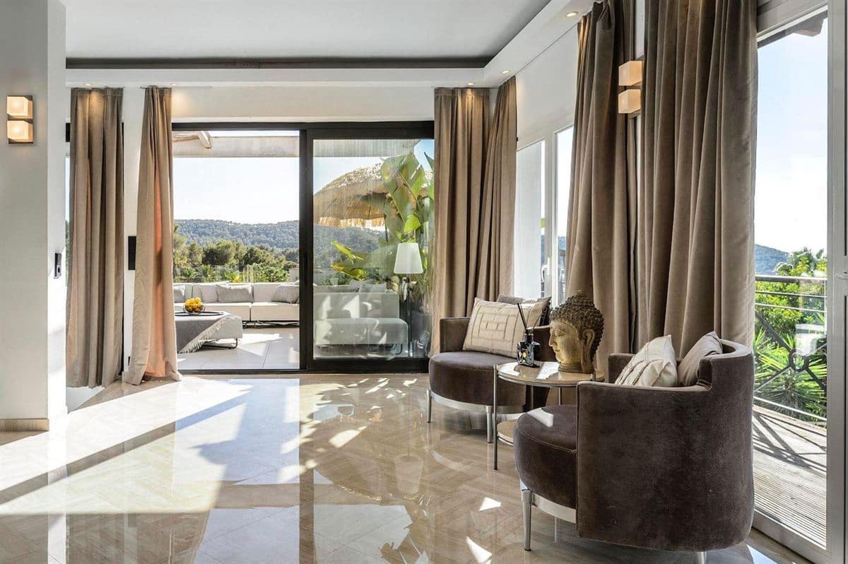 4 sypialnia Willa na sprzedaż w Santa Eulalia / Santa Eularia z basenem - 2 650 000 € (Ref: 9094697)