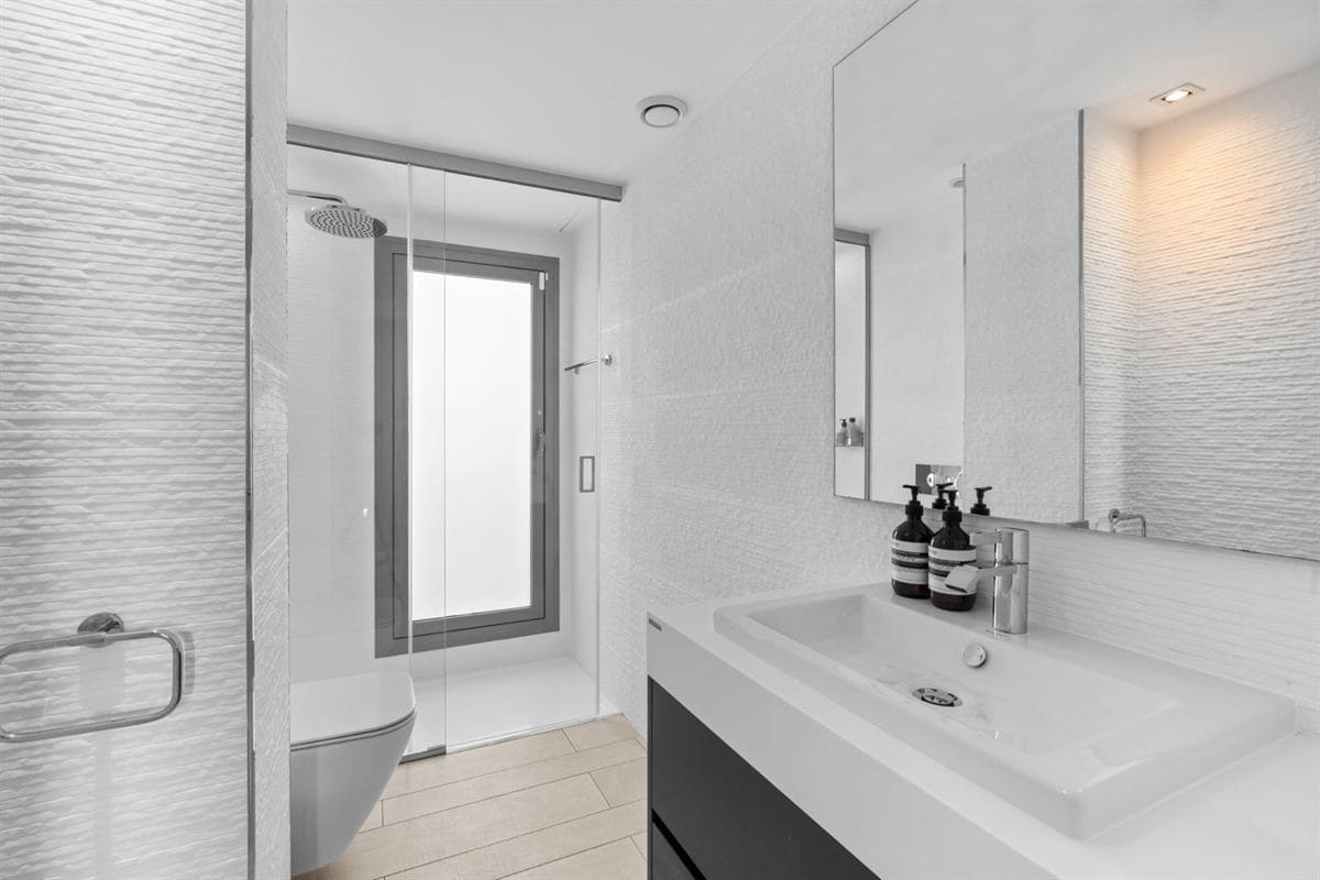 4 soveværelse Lejlighed til salg i Ibiza by med swimmingpool - € 2.950.000 (Ref: 9177569)