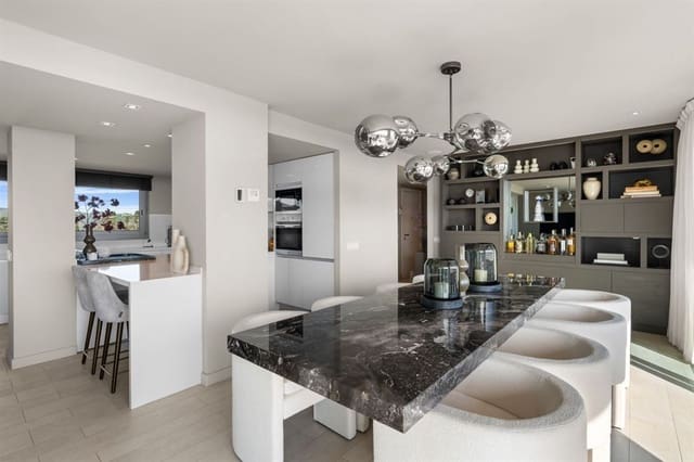 4 bedroom Apartment for sale in Ibiza / Eivissa town with pool - € 2,950,000 (Ref: 9177569)