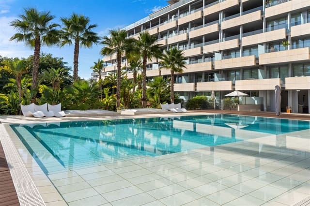 4 bedroom Apartment for sale in Ibiza / Eivissa town with pool - € 2,950,000 (Ref: 9177569)