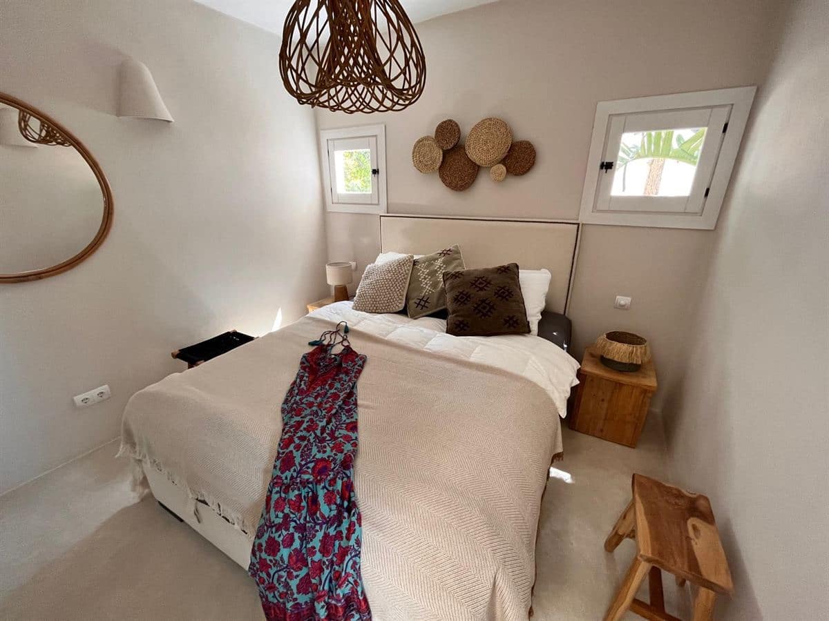 1 slaapkamer Villa te koop in Santa Eulalia / Santa Eularia - € 595.000 (Ref: 9385778)