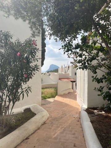 1 slaapkamer Villa te koop in Santa Eulalia / Santa Eularia - € 595.000 (Ref: 9385778)