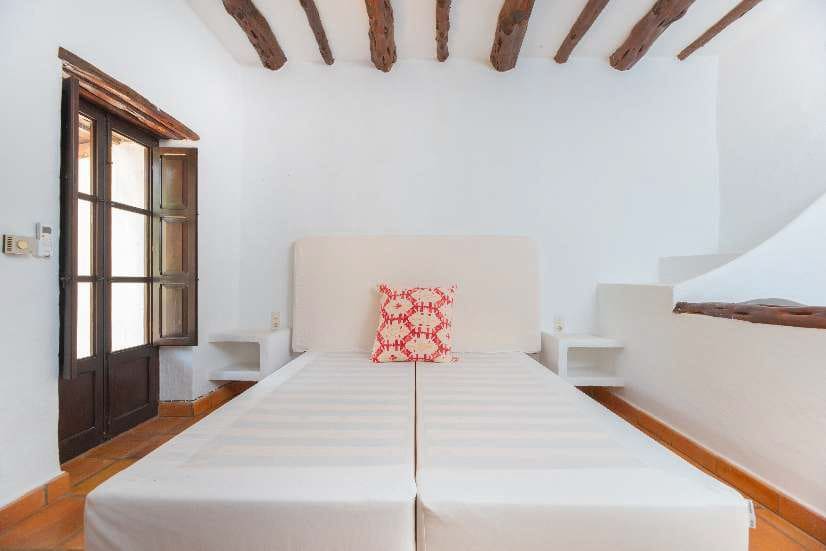 8 bedroom Finca/Country House for sale in Santa Eulalia / Santa Eularia with pool - € 6,990,000 (Ref: 9411329)