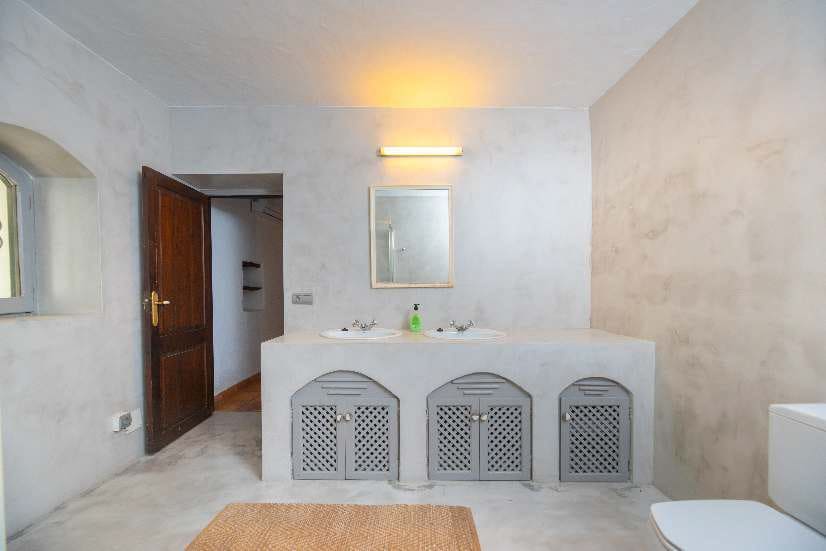 8 bedroom Finca/Country House for sale in Santa Eulalia / Santa Eularia with pool - € 6,990,000 (Ref: 9411329)