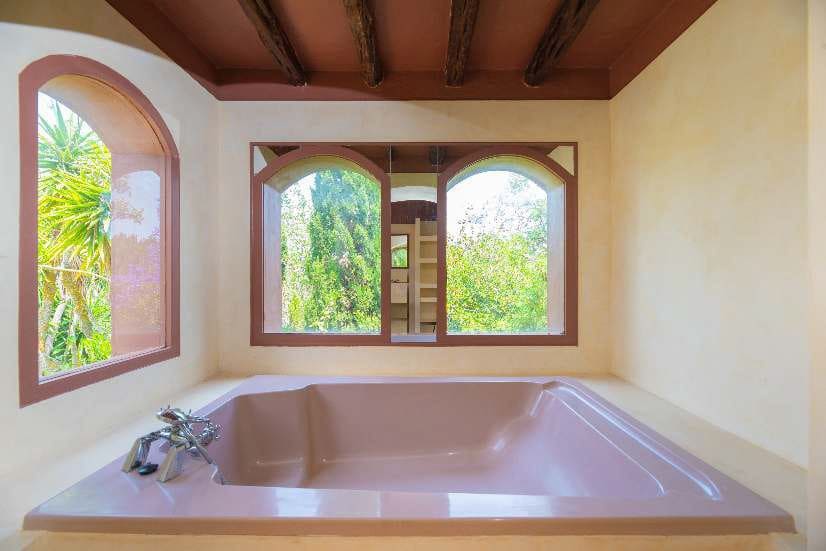 8 bedroom Finca/Country House for sale in Santa Eulalia / Santa Eularia with pool - € 6,990,000 (Ref: 9411329)