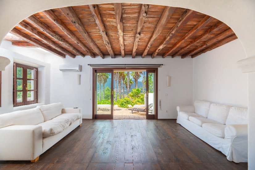 8 bedroom Finca/Country House for sale in Santa Eulalia / Santa Eularia with pool - € 6,990,000 (Ref: 9411329)