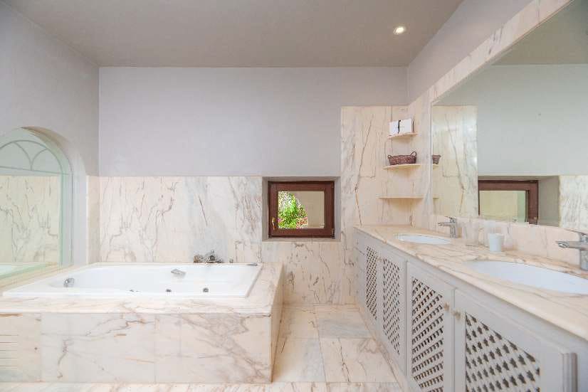 8 bedroom Finca/Country House for sale in Santa Eulalia / Santa Eularia with pool - € 6,990,000 (Ref: 9411329)