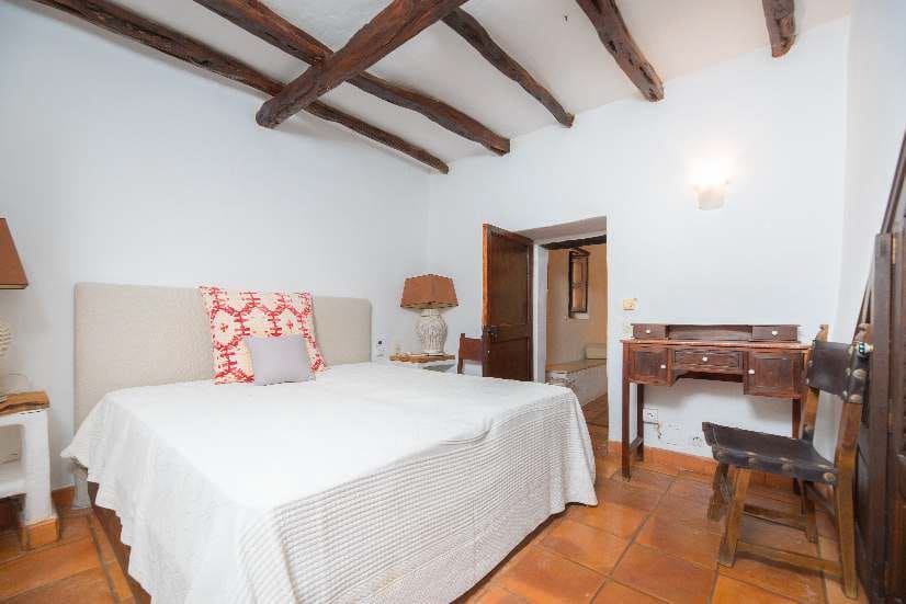 8 bedroom Finca/Country House for sale in Santa Eulalia / Santa Eularia with pool - € 6,990,000 (Ref: 9411329)