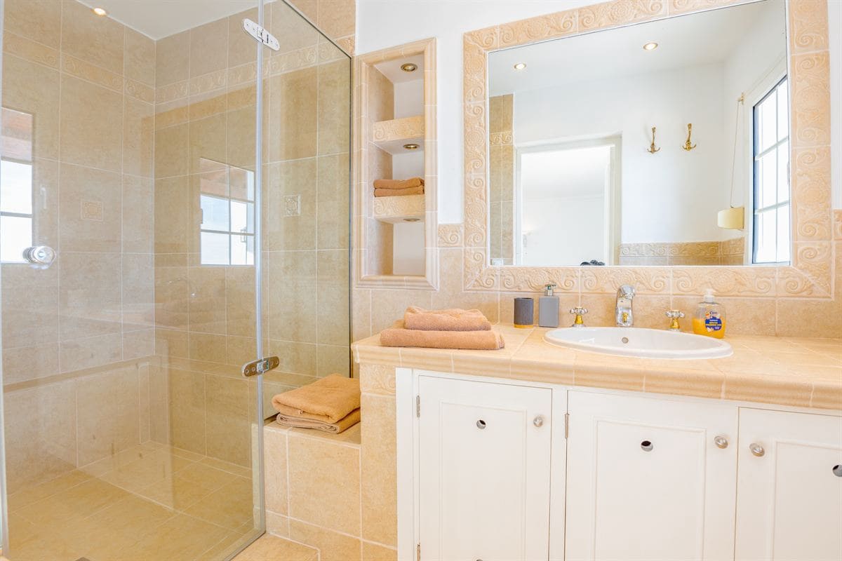 7 bedroom Villa for sale in Santa Eulalia / Santa Eularia with pool garage - € 4,500,000 (Ref: 9500399)