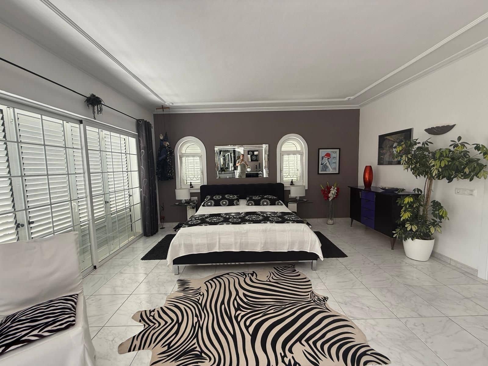 4 bedroom Villa for sale in Santa Eulalia / Santa Eularia with pool garage - € 3,995,000 (Ref: 9544471)