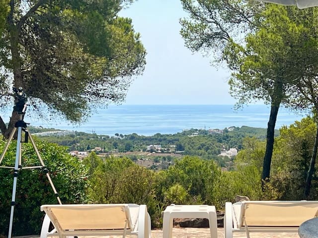 4 sypialnia Willa na sprzedaż w Santa Eulalia / Santa Eularia z basenem garażem - 3 995 000 € (Ref: 9544471)