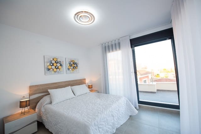 3 quarto Moradia para venda em Los Montesinos com piscina - 423 900 € (Ref: 4921754)