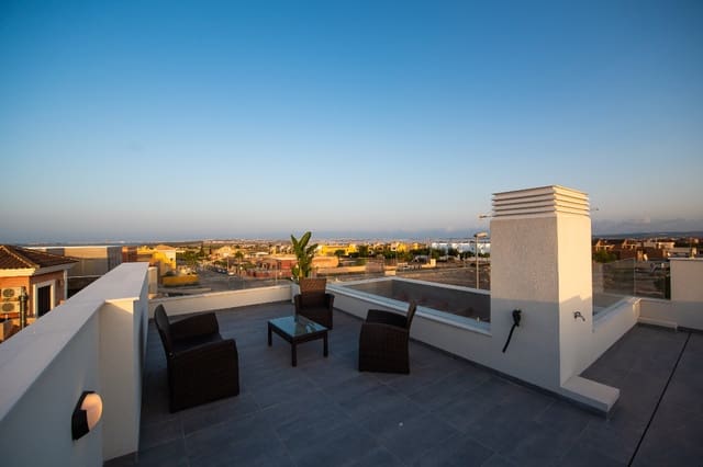 3 quarto Moradia para venda em Los Montesinos com piscina - 423 900 € (Ref: 4921754)