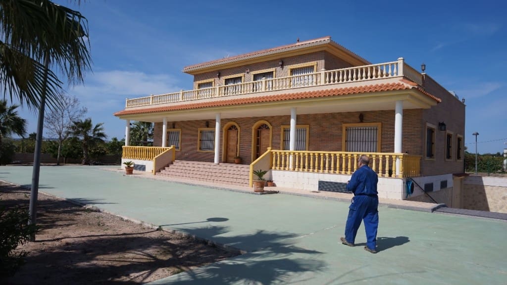 6 soverom Villa til salgs i Los Montesinos med garasje - € 1 150 000 (Ref: 4951536)