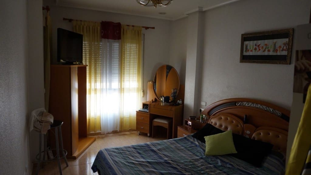 Casa de 3 habitaciones en Catral en venta con garaje - 249.999 € (Ref: 5327217)