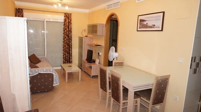 1 makuuhuone Huoneisto vuokrattavana paikassa Formentera del Segura mukana uima-altaan - 490 € (Ref: 5504233)