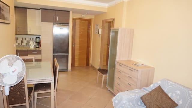 1 makuuhuone Huoneisto vuokrattavana paikassa Formentera del Segura mukana uima-altaan - 490 € (Ref: 5504233)