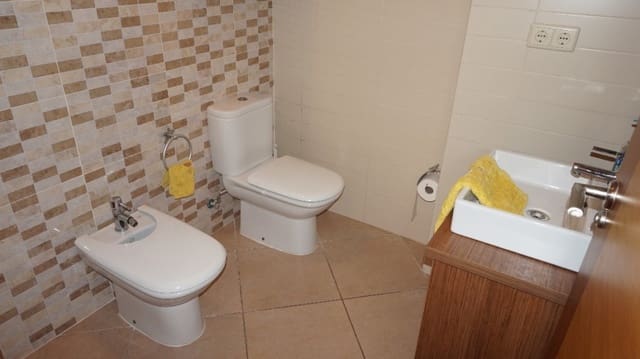 1 makuuhuone Huoneisto vuokrattavana paikassa Formentera del Segura mukana uima-altaan - 490 € (Ref: 5504233)