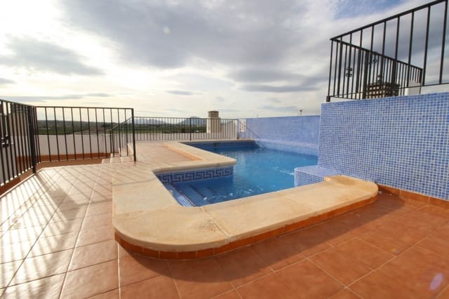 2 makuuhuone Kattohuoneisto vuokrattavana paikassa Formentera del Segura mukana uima-altaan - 590 € (Ref: 5504237)