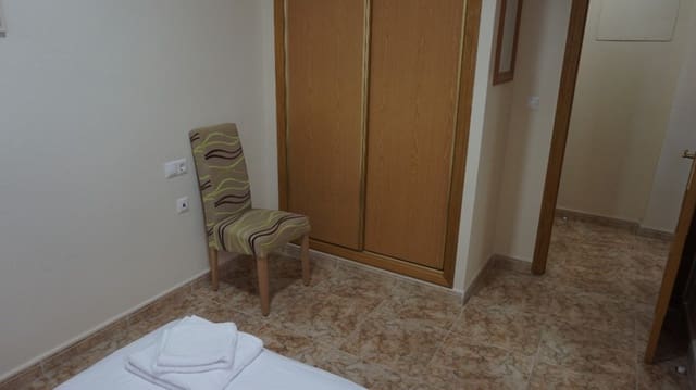 2 makuuhuone Kattohuoneisto vuokrattavana paikassa Formentera del Segura mukana uima-altaan - 590 € (Ref: 5504237)