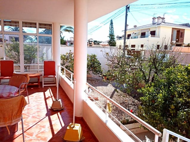 5 bedroom Villa for sale in Torrevieja with pool garage - € 600,000 (Ref: 5928125)