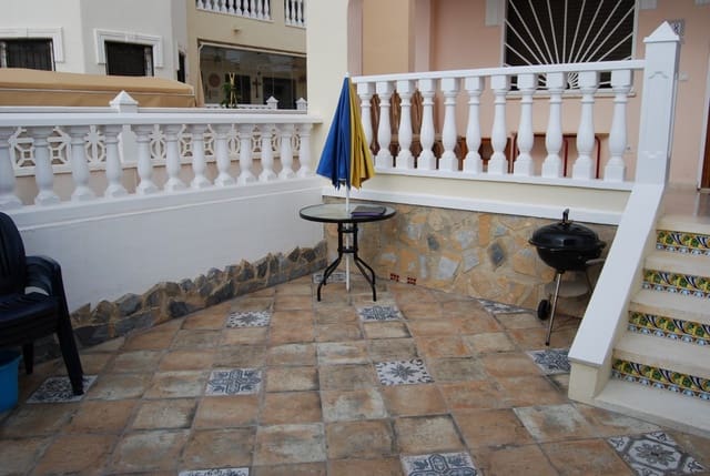 3 soveværelse Semi-Rækkehus til leje i Ciudad Quesada, Rojales med swimmingpool - € 850 (Ref: 6447858)