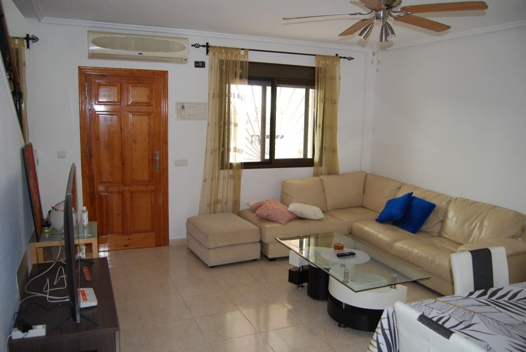 3 sypialnia Dom blizniak do wynajęcia w Ciudad Quesada z basenem - 850 € (Ref: 6447858)