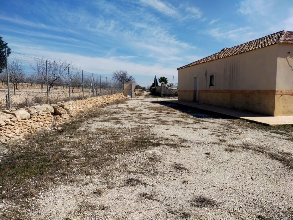 2 bedroom Finca/Country House for sale in Hondón de las Nieves €
