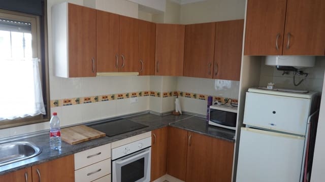 2 slaapkamer Bungalow te huur in Ciudad Quesada, Rojales met zwembad garage - € 650 (Ref: 7295925)