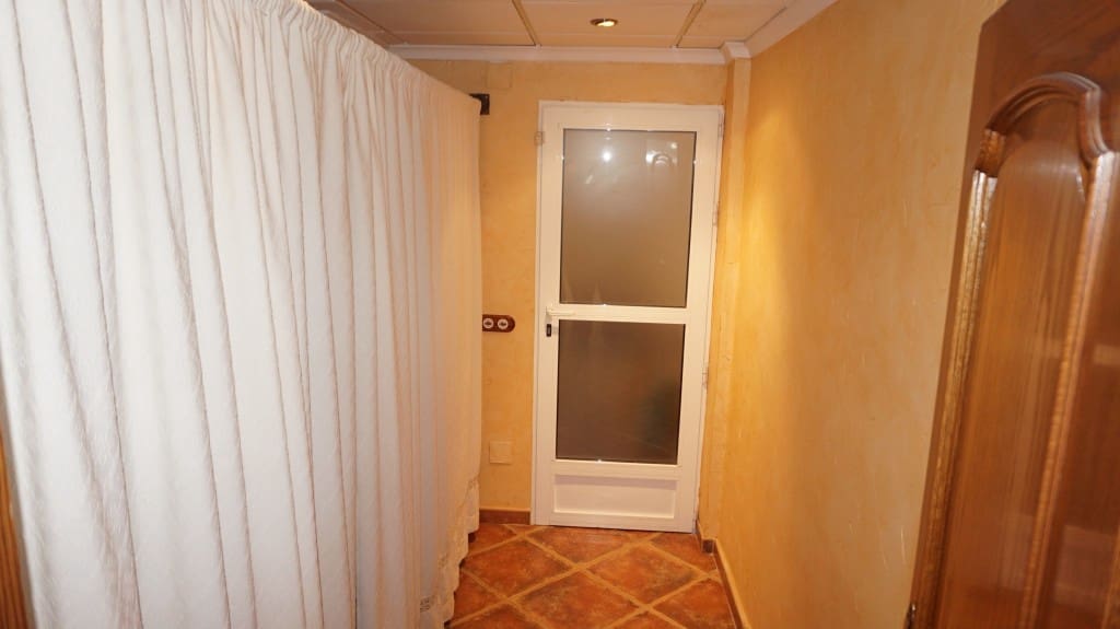 6 bedroom Townhouse for sale in Formentera del Segura with pool garage - € 550,000 (Ref: 7423857)