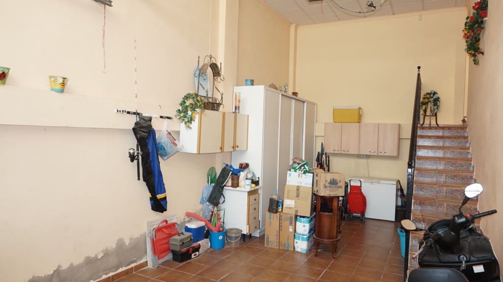 6 bedroom Townhouse for sale in Formentera del Segura with pool garage - € 550,000 (Ref: 7423857)