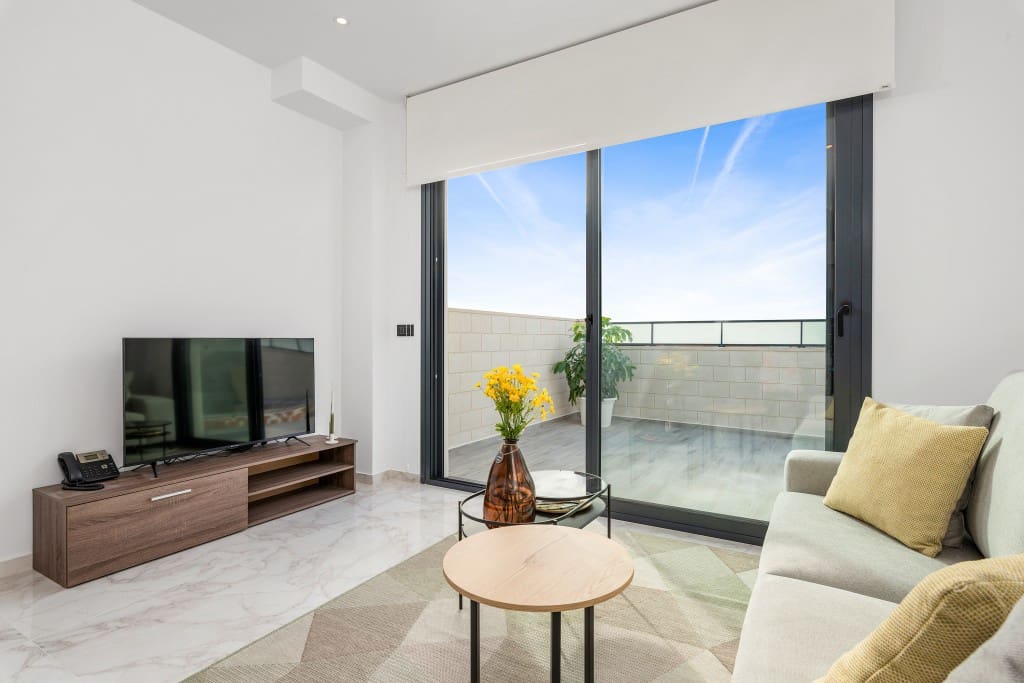 3 slaapkamer Villa te koop in Benijofar met zwembad garage - € 350.000 (Ref: 7522941)