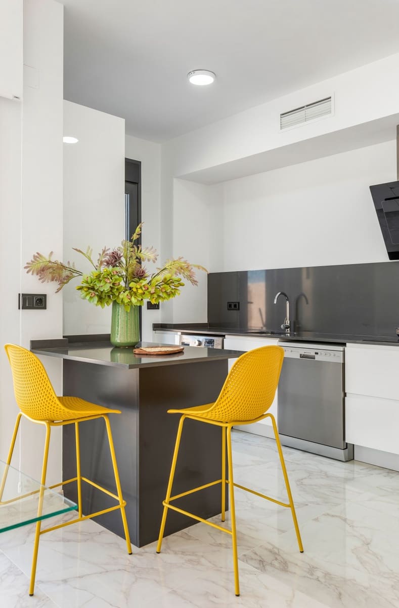 3 slaapkamer Villa te koop in Benijofar met zwembad garage - € 350.000 (Ref: 7522941)