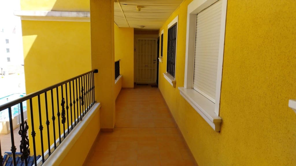 2 quarto Apartamento para arrendar em Almoradi com piscina - 650 € (Ref: 8347705)
