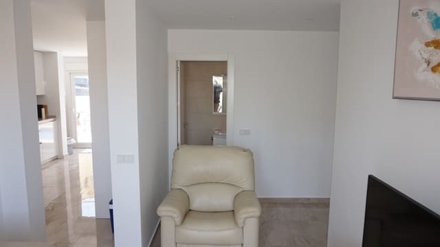 3 bedroom Villa for sale in La Marina, Elche / Elx with pool - € 295,000 (Ref: 8885783)