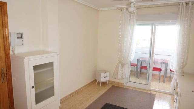 2 soveværelse Lejlighed til salg i Formentera del Segura med swimmingpool - € 70.000 (Ref: 8946019)