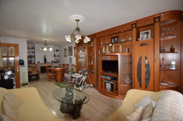 4 soveværelse Byhus til salg i Formentera del Segura med garage - € 139.950 (Ref: 9006855)