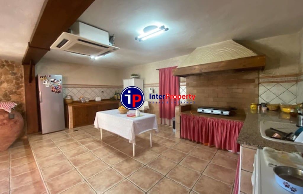 4 soveværelse Finca/Landehus til salg i Murcia by med swimmingpool - € 545.000 (Ref: 9006857)