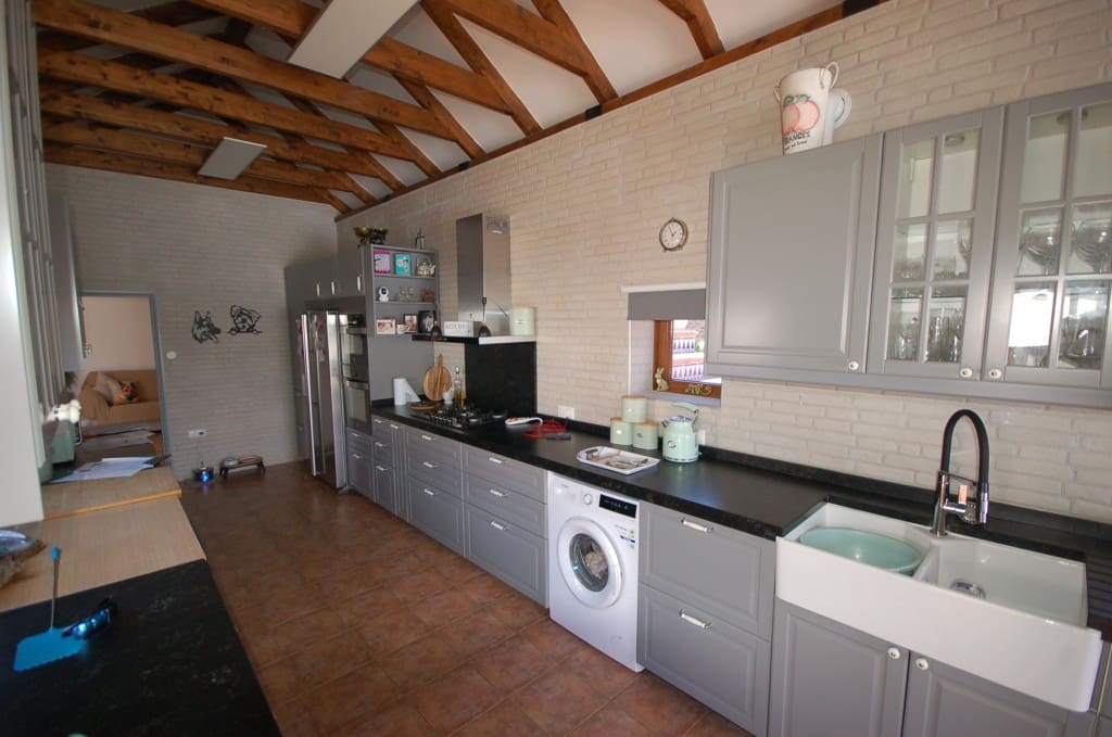 5 slaapkamer Finca/Landhuis te koop in Jacarilla met zwembad - € 595.000 (Ref: 9115942)