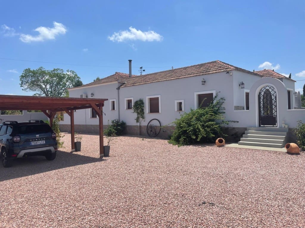 5 slaapkamer Finca/Landhuis te koop in Jacarilla met zwembad - € 595.000 (Ref: 9115942)