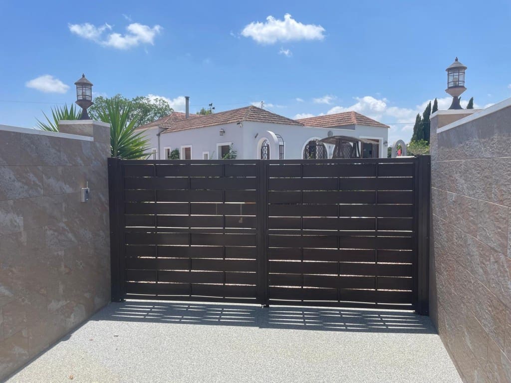 5 slaapkamer Finca/Landhuis te koop in Jacarilla met zwembad - € 595.000 (Ref: 9115942)