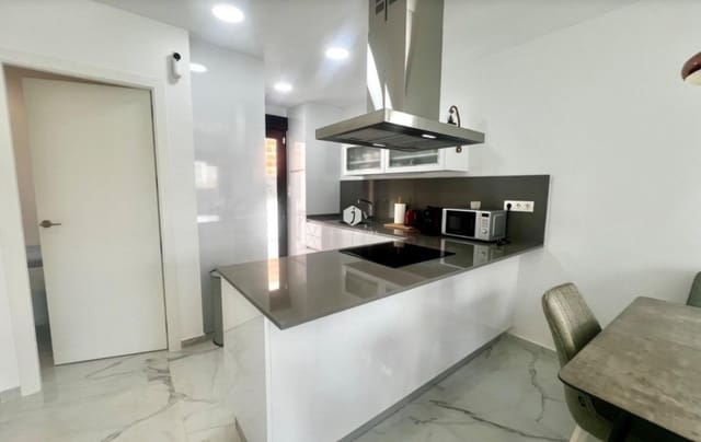 3 Zimmer Villa zu verkaufen in Torrevieja mit Pool Garage - 369.000 € (Ref: 9171287)