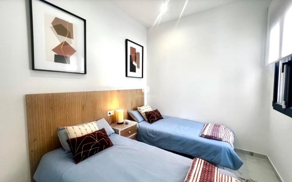 3 Zimmer Villa zu verkaufen in Torrevieja mit Pool Garage - 369.000 € (Ref: 9171287)