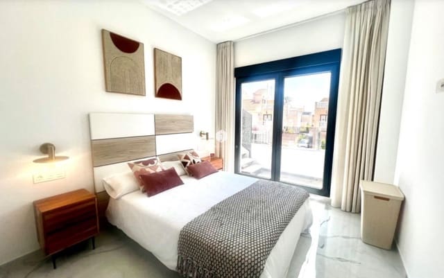 3 Zimmer Villa zu verkaufen in Torrevieja mit Pool Garage - 369.000 € (Ref: 9171287)