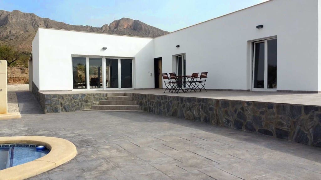 3 bedroom Villa for sale in Macisvenda with pool - € 379,900 (Ref: 9199335)